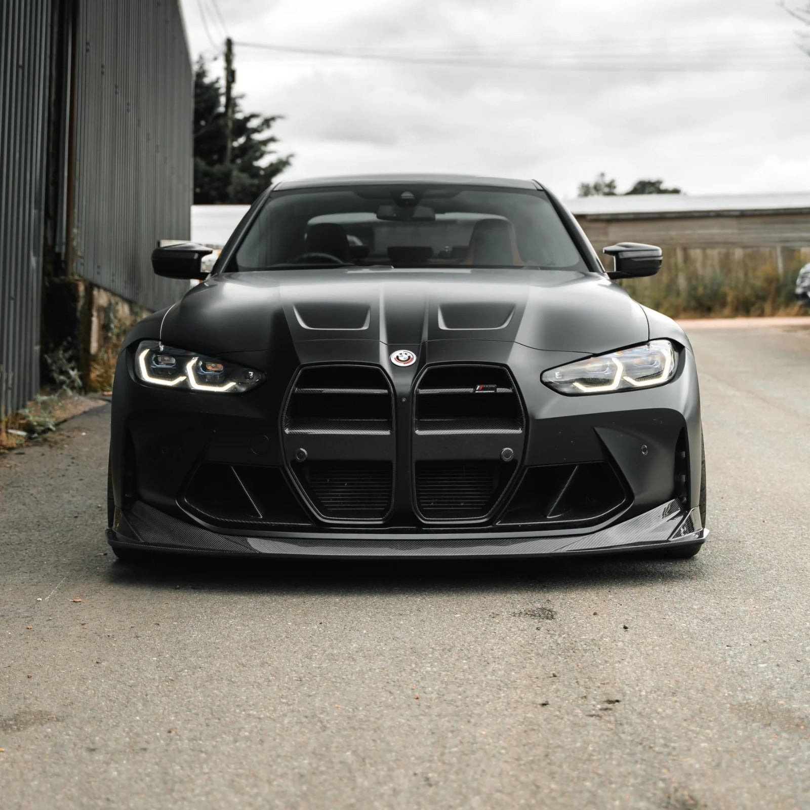 BMW M3/M4 G80/G81/G82/G83 ONE-PIECE V STYLE DRY CARBON FIBER FRONT GRILL-DARKTRACE DESIGN-DARKTRACE DESIGN