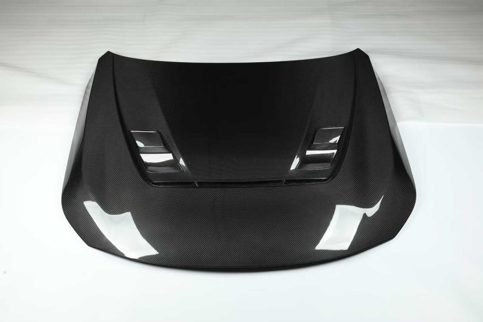BMW M2 G87 DTD V2 STYLE DRY CARBON FIBER HOOD