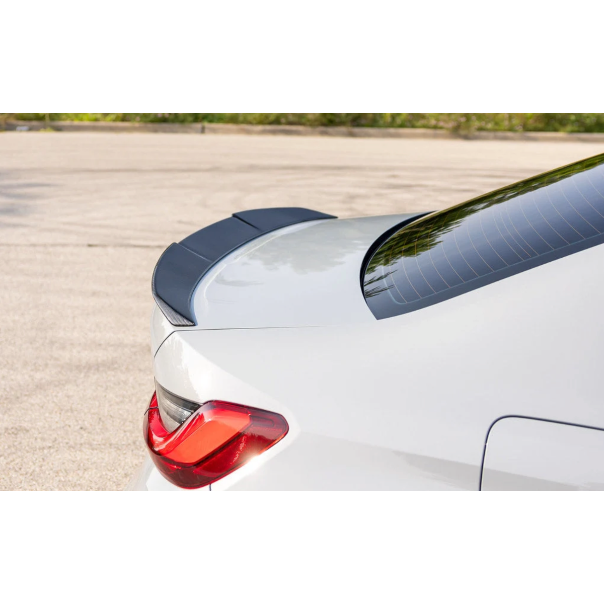 BMW M3/M4 G80/G82 PSM STÍLUSÚ SZÁRAZ KARBON HÁTSÓ LÖKHÁRÍTÓ