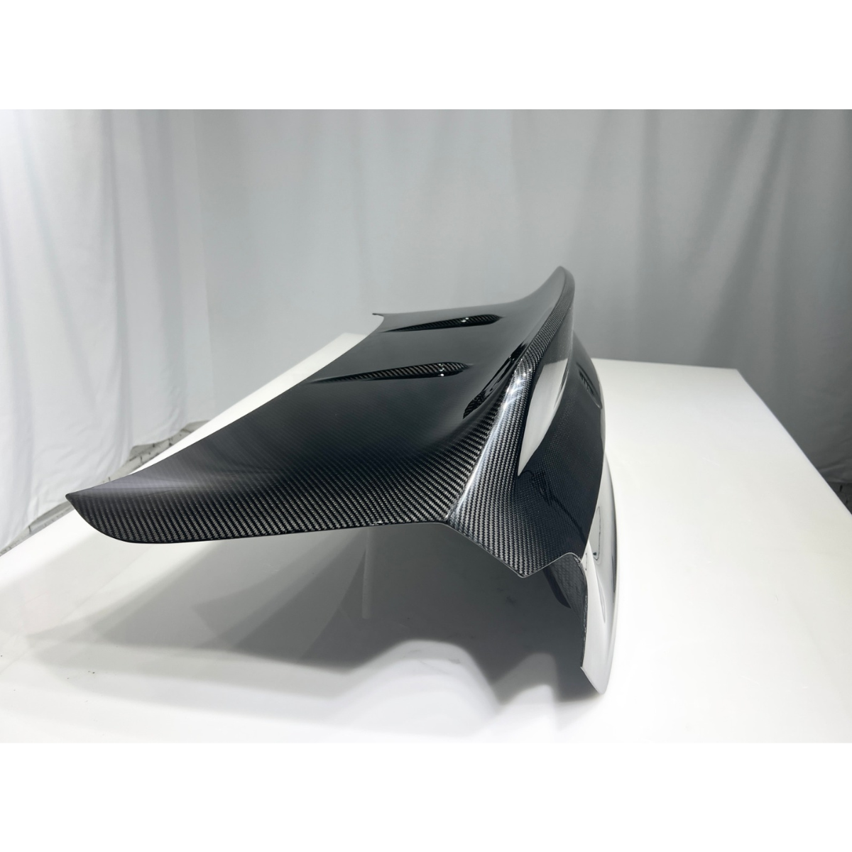 bmw-m2-g87-cs-style-dry-carbon-fiber-trunk-lid-1
