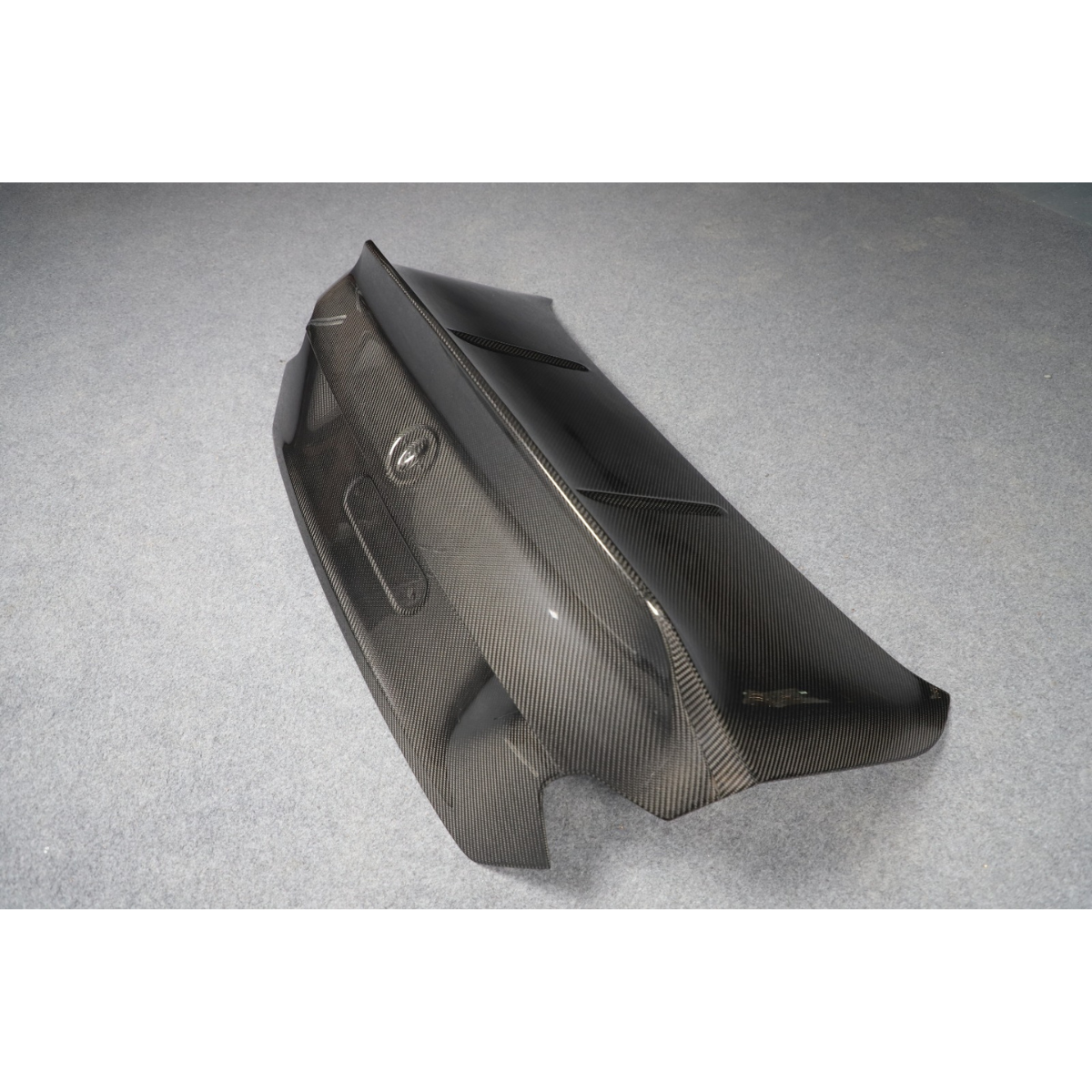 bmw-m2-g87-cs-style-dry-carbon-fiber-trunk-lid-2