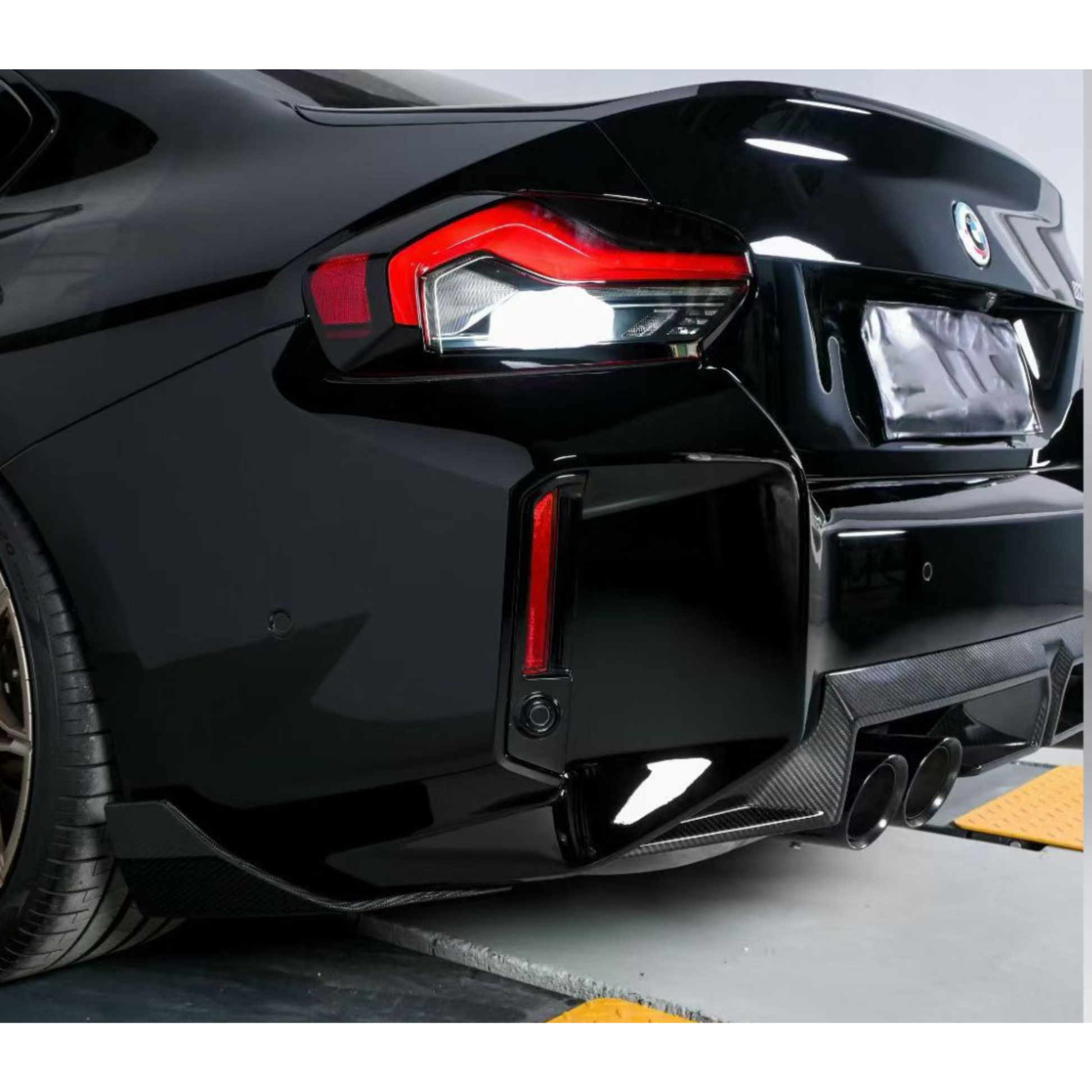 BMW M2 G87 CS STYLE DRY CARBON REAR DIFFUSER