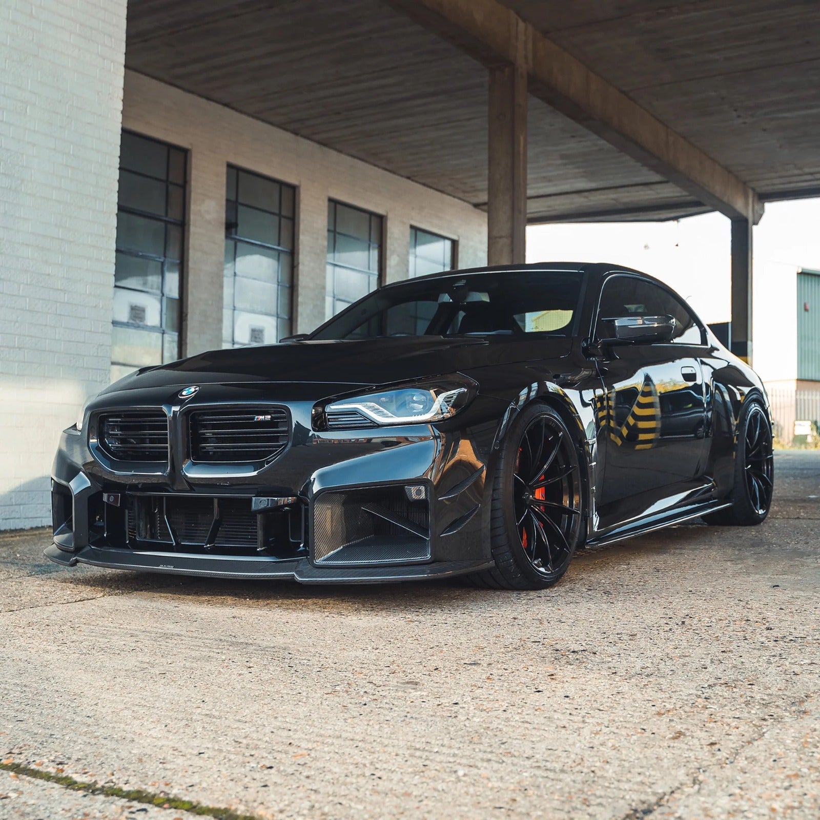 BMW M2 G87 MP STÍLUSÚ SZÁRAZ KARBON ELSŐ AJTÓLÁMPA