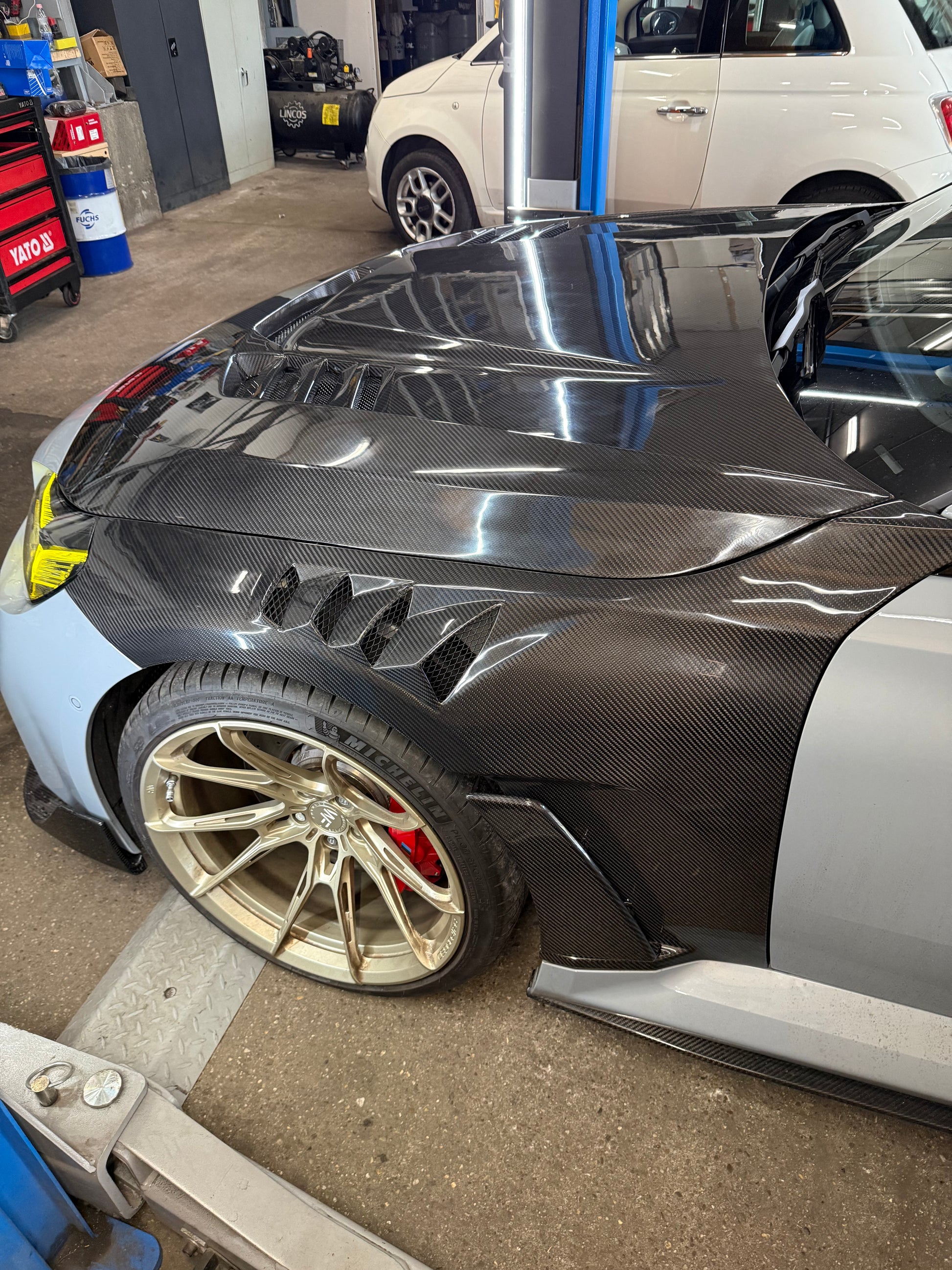 bmw-m2-g87-n-style-dry-carbon-fiber-fender-6