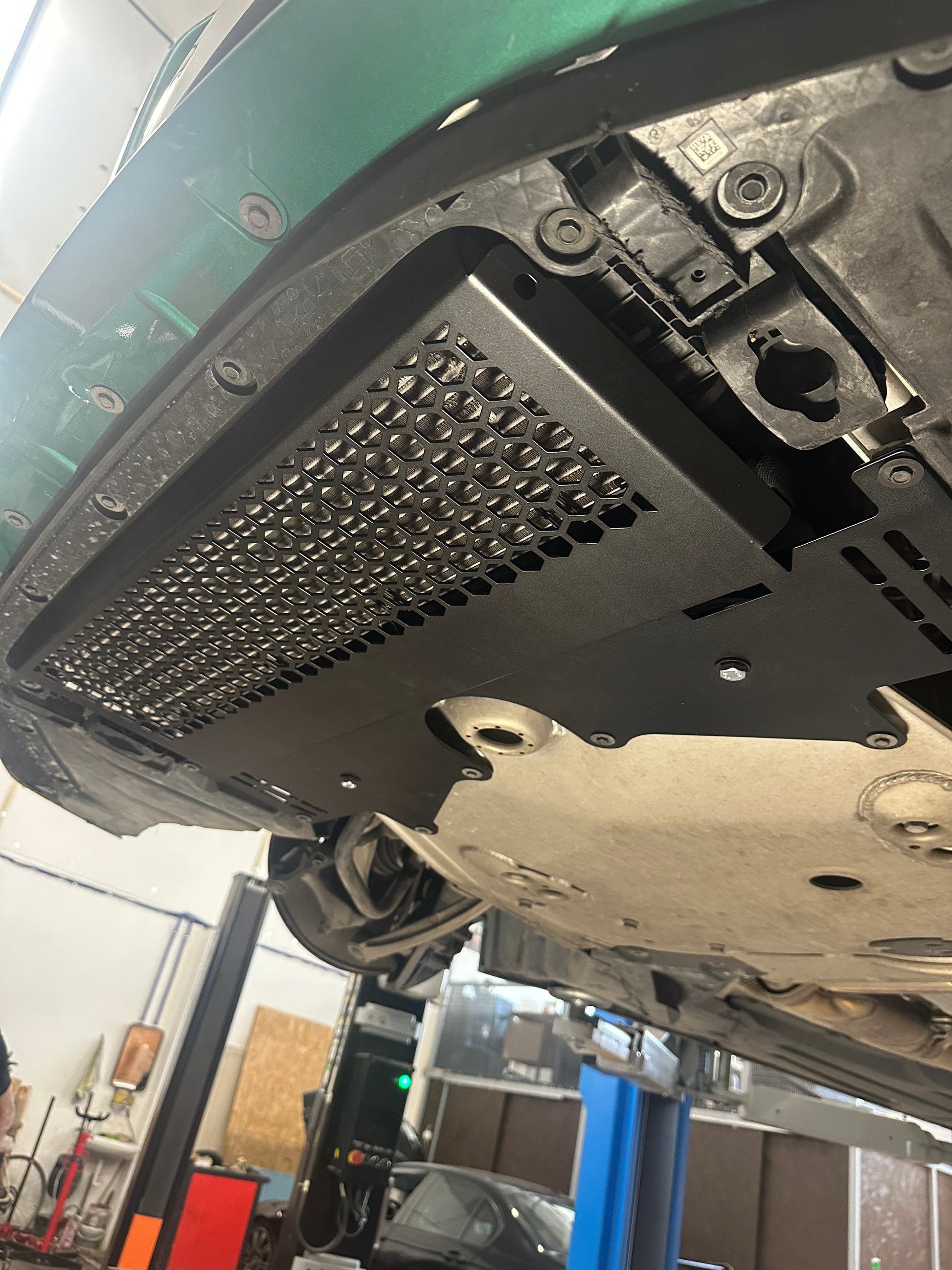 BMW M2/M3/M4 G80/G81/G82/G83/G87 METAL OIL COOLER GUARD PLATE-DARKTRACE DESIGN-DARKTRACE DESIGN