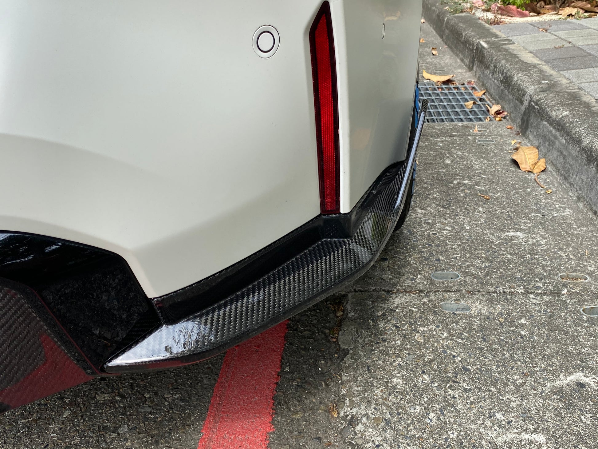 BMW M3 G80/G81 MP STYLE DRY CARBON FIBER REAR CORNERS-DARKTRACE DESIGN-DARKTRACE DESIGN