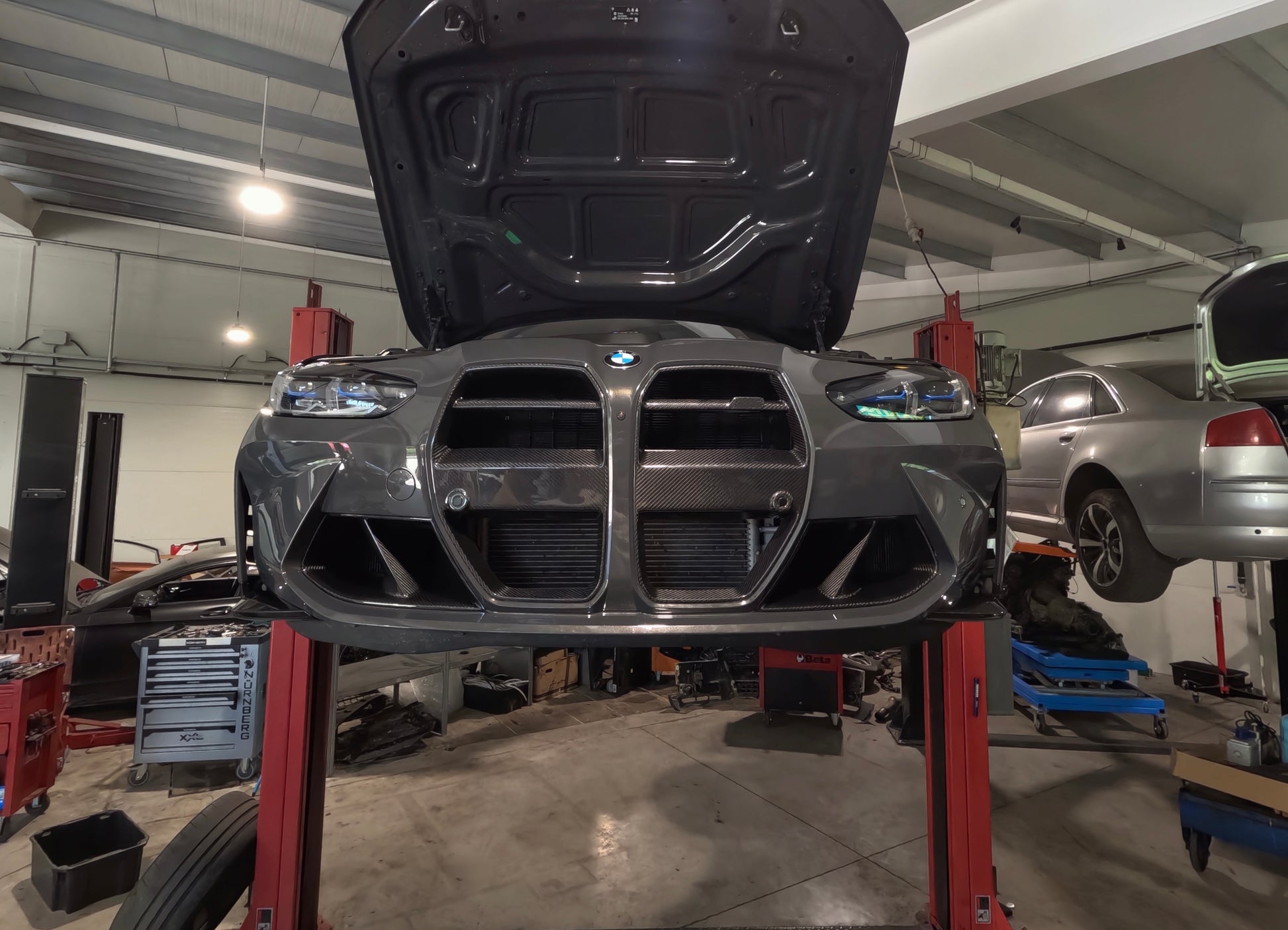 BMW M3/M4 G80/G81/G82/G83 V STYLE DRY CARBON FIBER FRONT GRILL-DARKTRACE DESIGN-DARKTRACE DESIGN