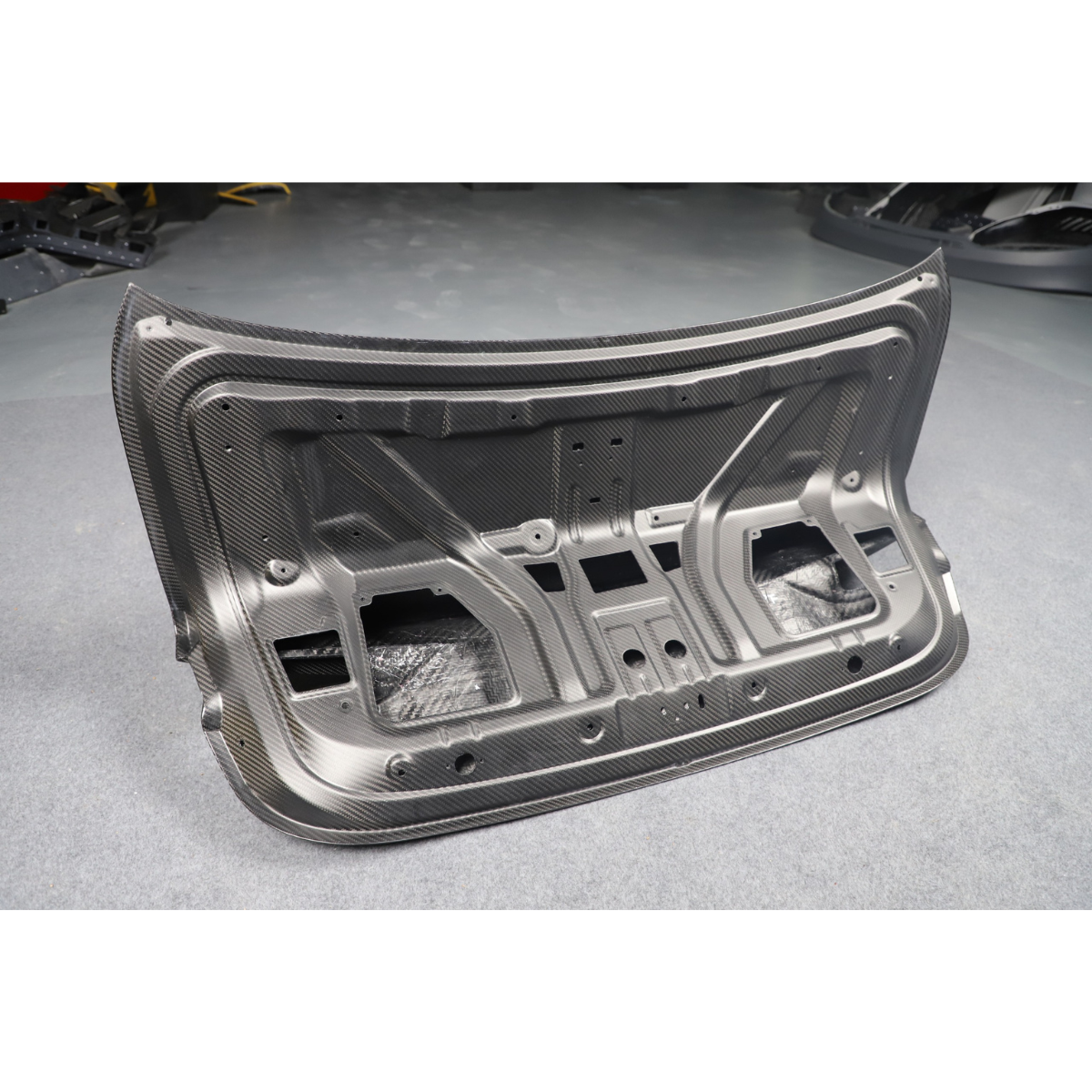 bmw-m4-g82-csl-style-dry-carbon-fiber-trunk-lid-4