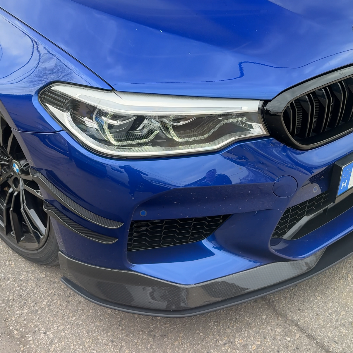 bmw-m5-f90-dry-carbon-fiber-front-wind-knives-darktrace-design-8