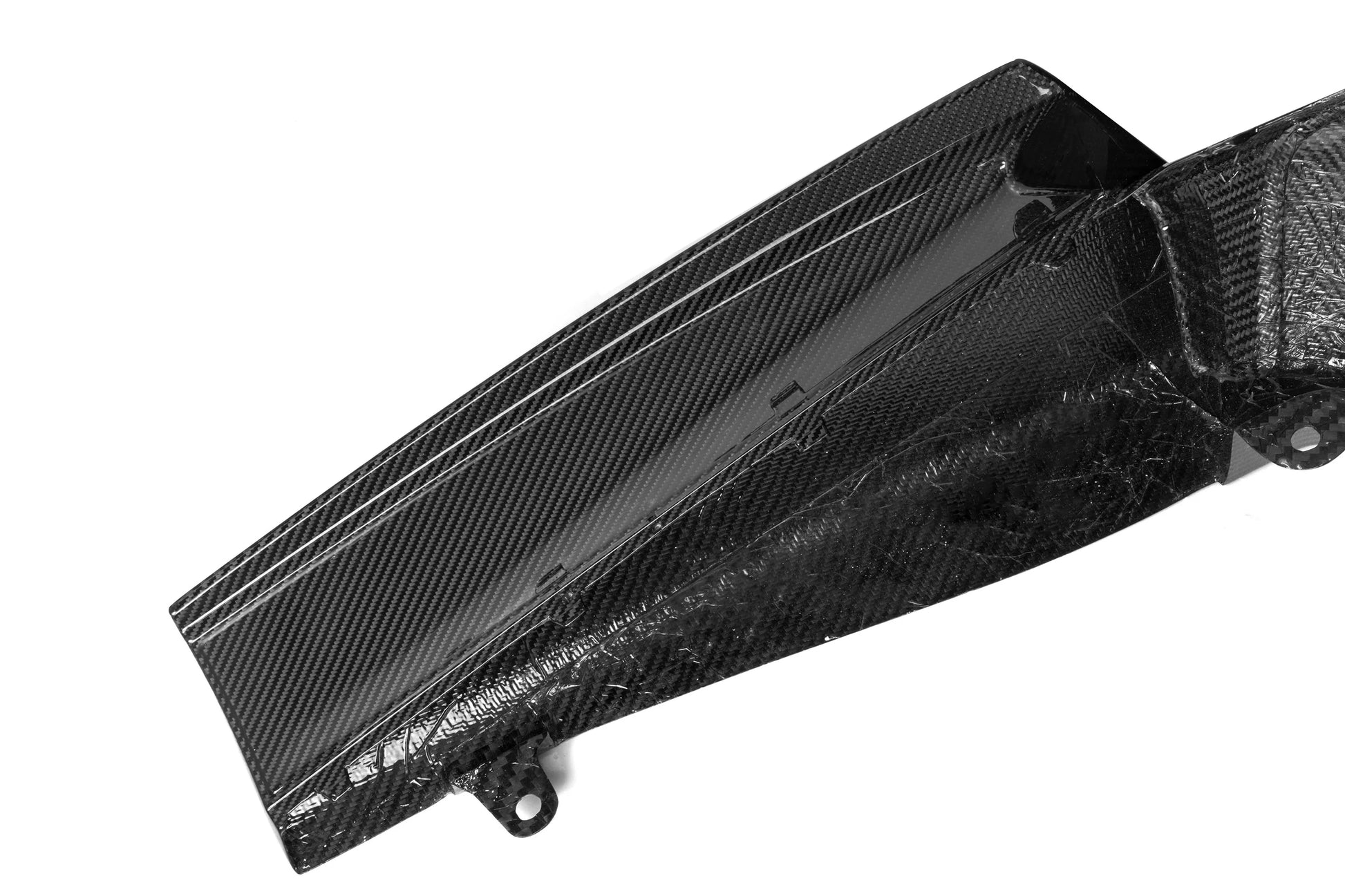bmw-m5-g90g99-dtd-v2-style-dry-carbon-fiber-rear-diffuser-darktrace-design-7