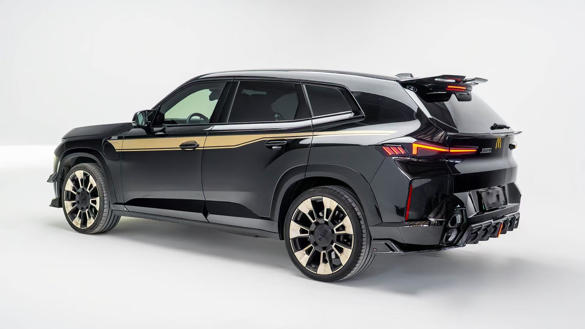 BMW XM G09 DRY CARBON FIBER ROOF SPOILER-DARKTRACE DESIGN-DARKTRACE DESIGN