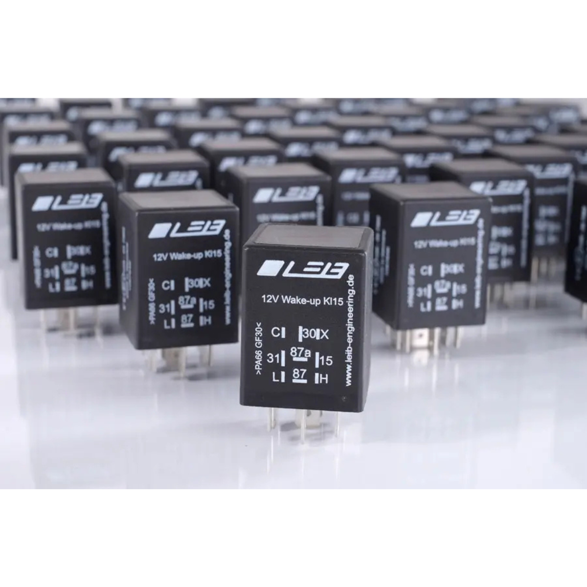 darktrace-design-LEIB-CAN-MIL-DELETER-BMW-3