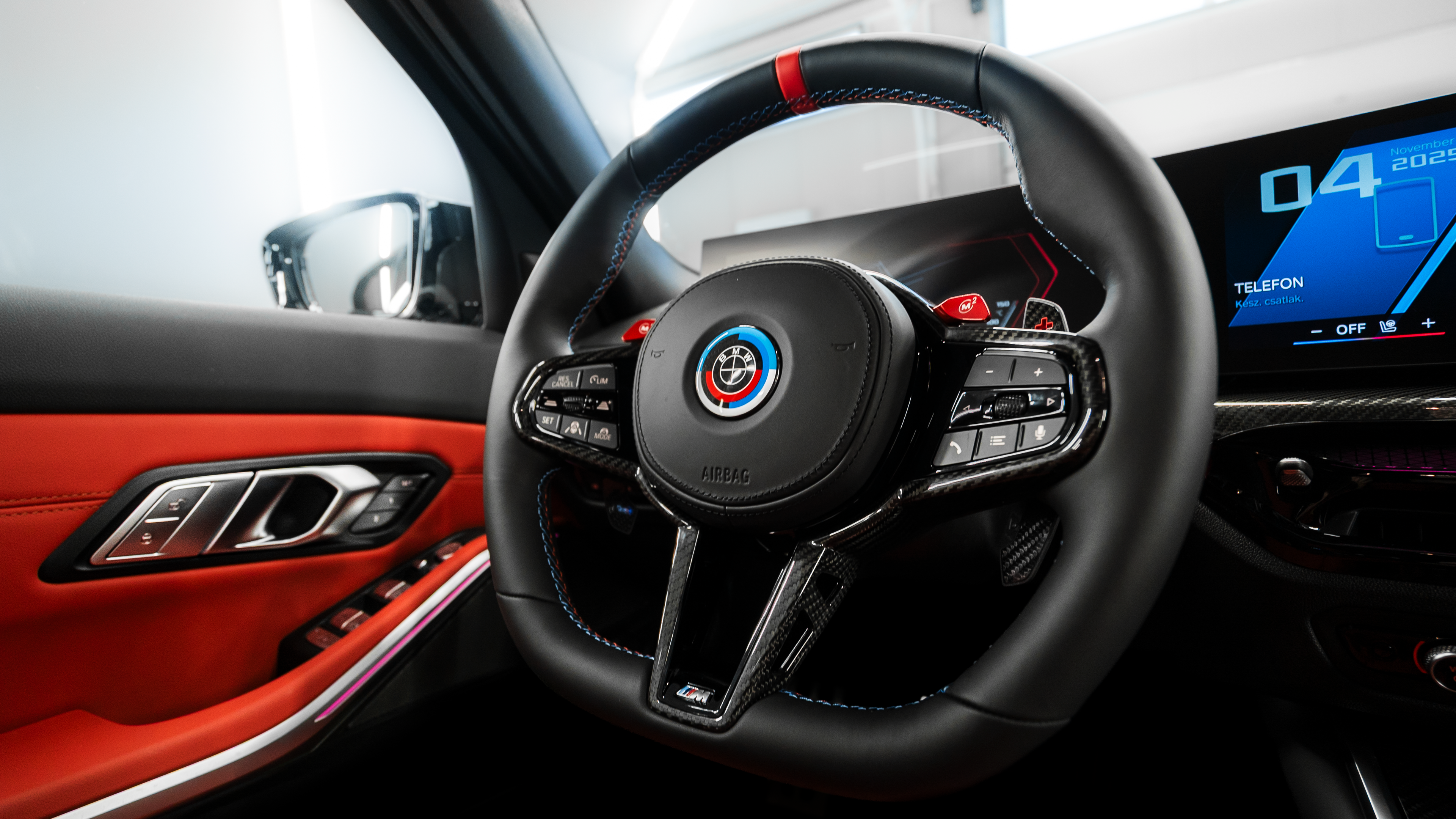 darktrace-design-carbon-fiber-lci-steering-wheel-badge-g80-g82-g83-g81