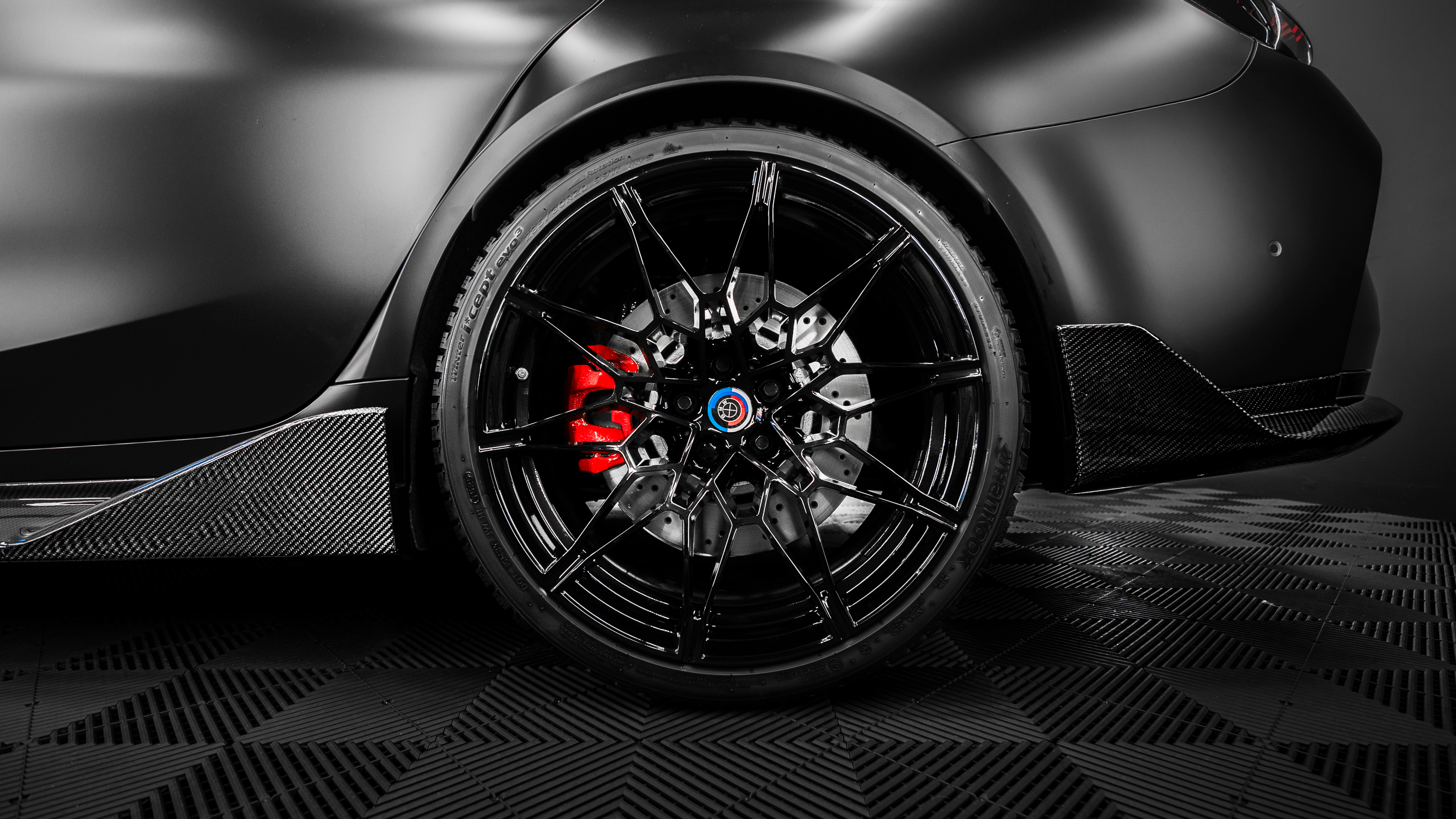 darktrace-design-mp-side-skirt-mp-rear-corner-carbon-fiber-badge-g80-g82-g83