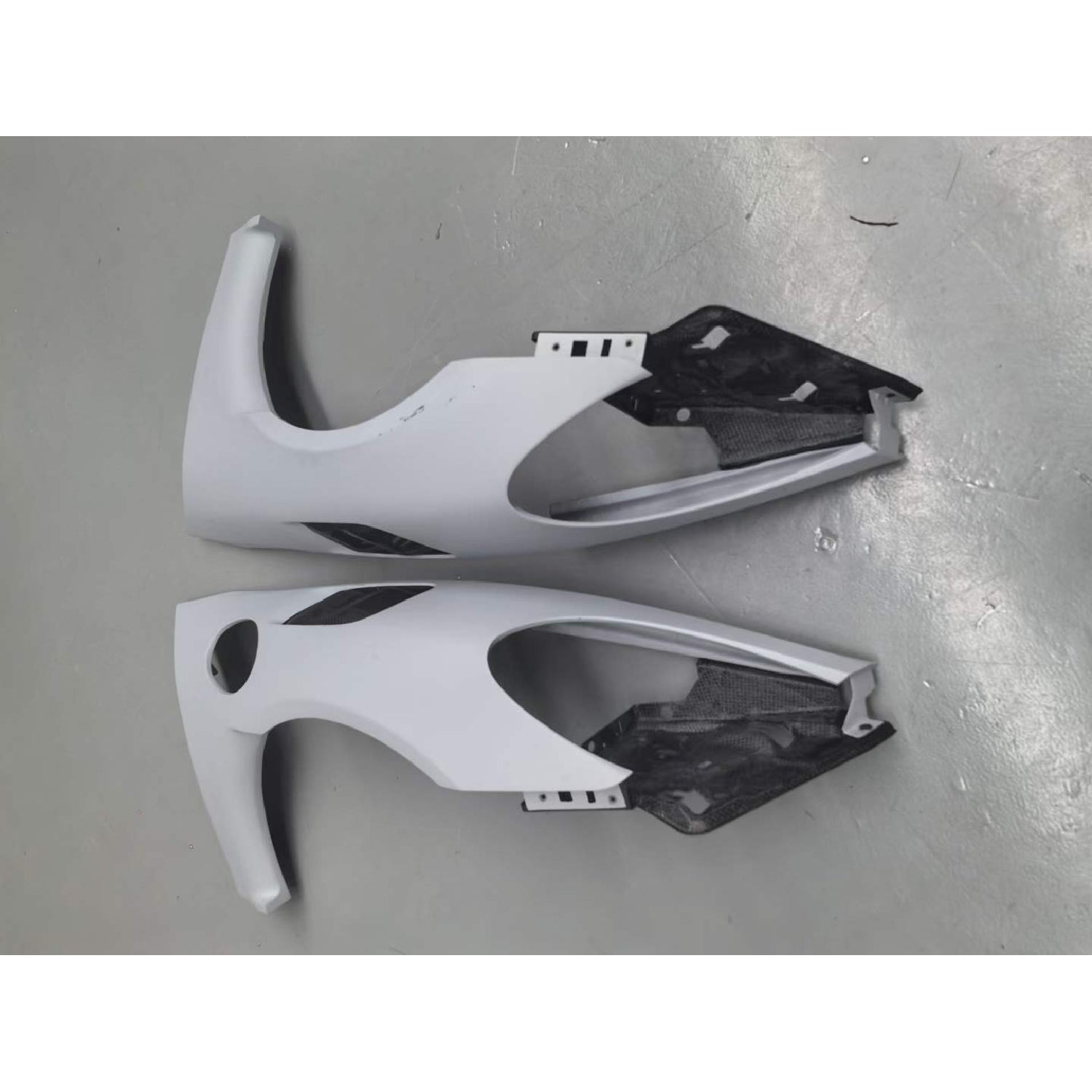 PORSCHE 718 HALF-CARBON FENDERS-DARKTRACE DESIGN-DARKTRACE DESIGN