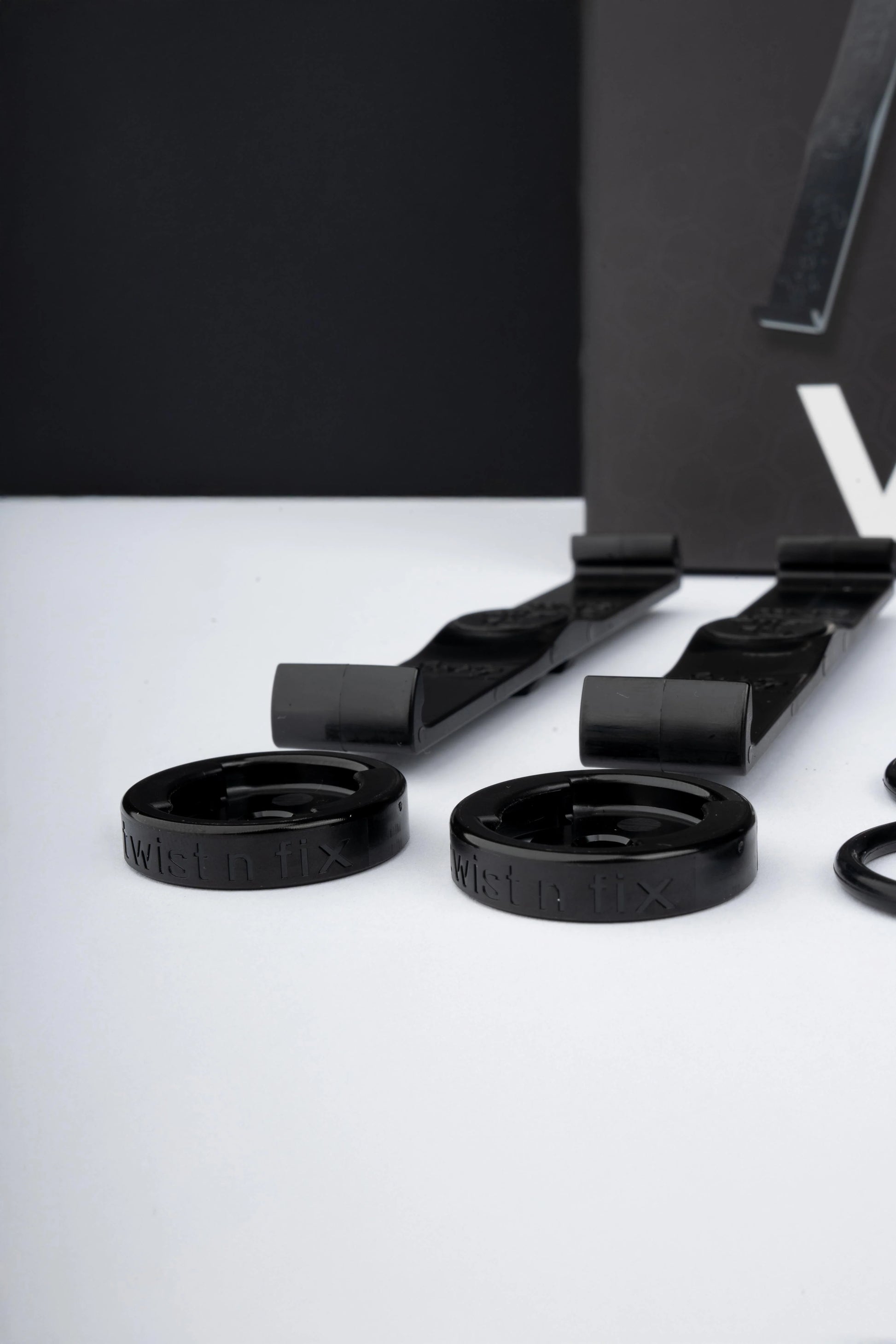 twistnfix-front-and-back-license-plate-holder-bundle-5